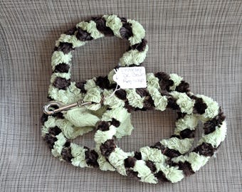 Pistachio Dark Brown Large Clip Minky Leash