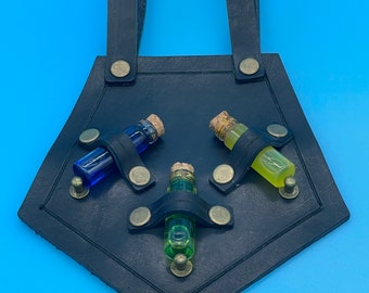 Steampunk bottle holder / Steampunk frog / Alchemy / Cosplay / Elixers / LARP / Medieval / Potions / Time