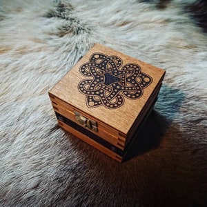 Gnezdovo Storage/Jewellery Box, Pyrography, Viking art, Wood art, Pyrogravure, Handmade