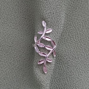 925 Sterling Silver Leaf / Leaves Helix Ear Cuff Earring (unpierced / non pierced) + Black Velveteen Gift Bag *Free UK delivery*