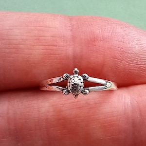 925 Sterling Silver Sea Turtle Adjustable Toe or Midi Ring