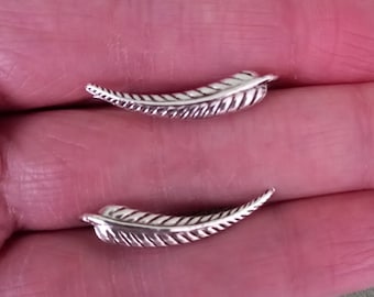 One Pair of 925 Sterling Silver Long Leaf Ear Vine Pin Climber Crawler Stud Earrings + Black Velveteen Gift Bag *Free UK Delivery*