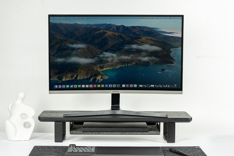 Black Monitor Stand, Monitor Elevation