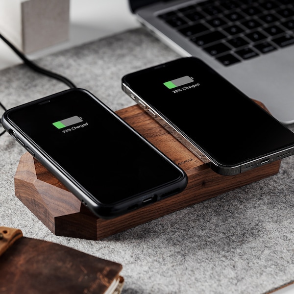 Exquisites handgefertigtes Doppel-Ladekissen aus Holz QI 15W - iPhone, AirPods, Samsung, xiaomi - Perfektes Geschenk - Schnelles 2x15W Wireless Charger Dock