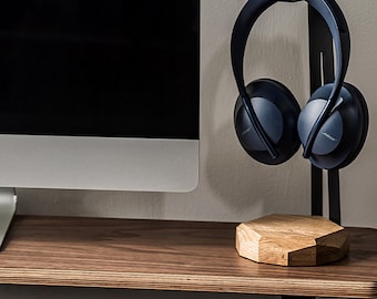 Headphone Stand With Qi Wireless Charger | Wooden Headphone Holder | Christmas Gift for Him Gamer, Anniversary & Birthday Gift