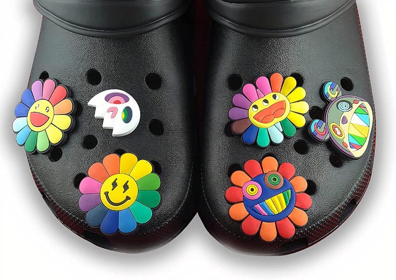 takashi murakami flower jibbitz