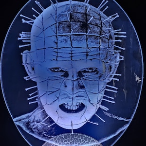 Lampada LED per film horror Hellraiser Pinhead