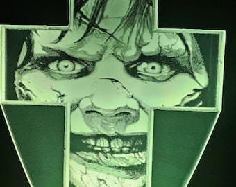 lâmpada assustadora do exorcista