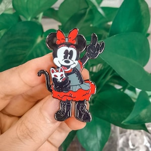 MINNIE-METAL Fantasy Enamel Pin