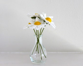 Mini Daisy Felt Flower Stem, Flower Wedding Favor, Teacher Gift, Office Decor, Wool Anniversary, Felted White Flower, Bud Vase Flower