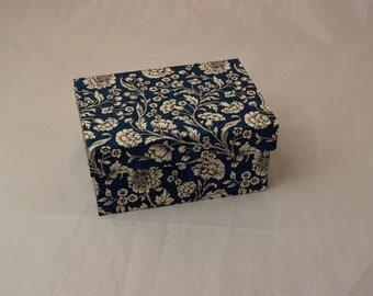Boxes with slip lids in many sizes, storage box with lid meadow flowers blue