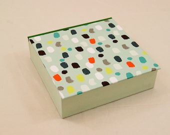 Customizable square storage box with lid, box, casket, casket