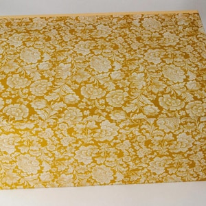 caja con tapa abatible; personalizable; ORO REMFORI