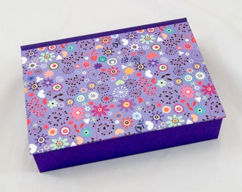 Personalized storage box with hinged lid in many sizes PURPLE FLOWERS