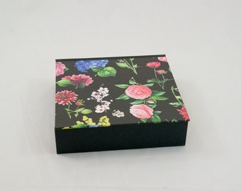 Customizable square storage box with lid, different heights