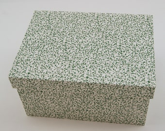 Boxes with slip lids in many sizes Storage box with lid tendrils green