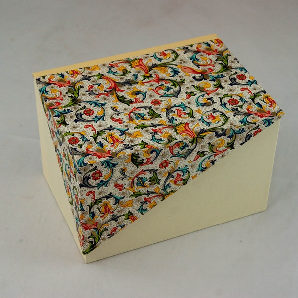 boîte de rangement personnalisable avec couvercle à charnière dans de nombreuses tailles, emballage cadeau, boîte flashcard Flo orange / babeurre