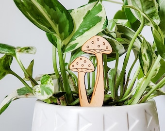 Mushroom Plant Decoration (2 Sizes) - Houseplant Décor & Accessory - Mushroom Decoration for Planter - Gift for Plant Lovers, Moms, and Dads