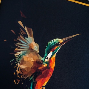 detailed picture of the kingfisher bird painting