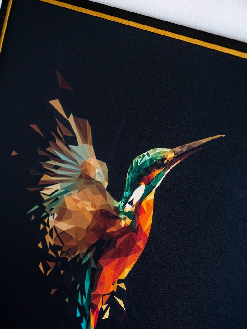 detailed picture of the kingfisher bird painting