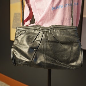 Vintage black leather handbag