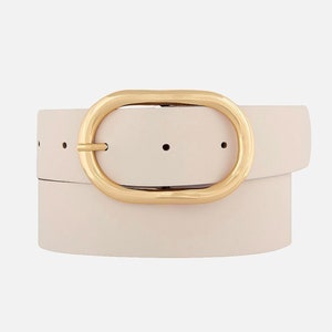 Women&#39;s Classic Leather Belt   **FAST & FREE Shipping / California Boutique