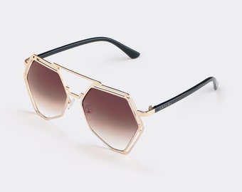 Oversized Hexagonal Sunglasses: Gold Aviator Style