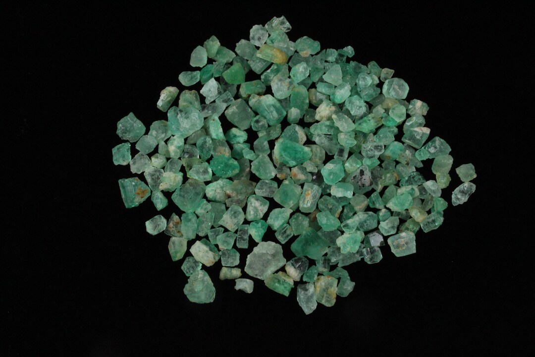 Rough Swat Emeralds, Natural Rough Stones for Jewelry, Small Emeralds ...