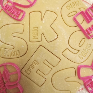 Cortadores de Galletas de Letras y Números Personalizables