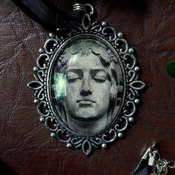 3D Cameo Necklace Gothic Sculpture Dark Academia - Mascaron V by ZeroArtefacts