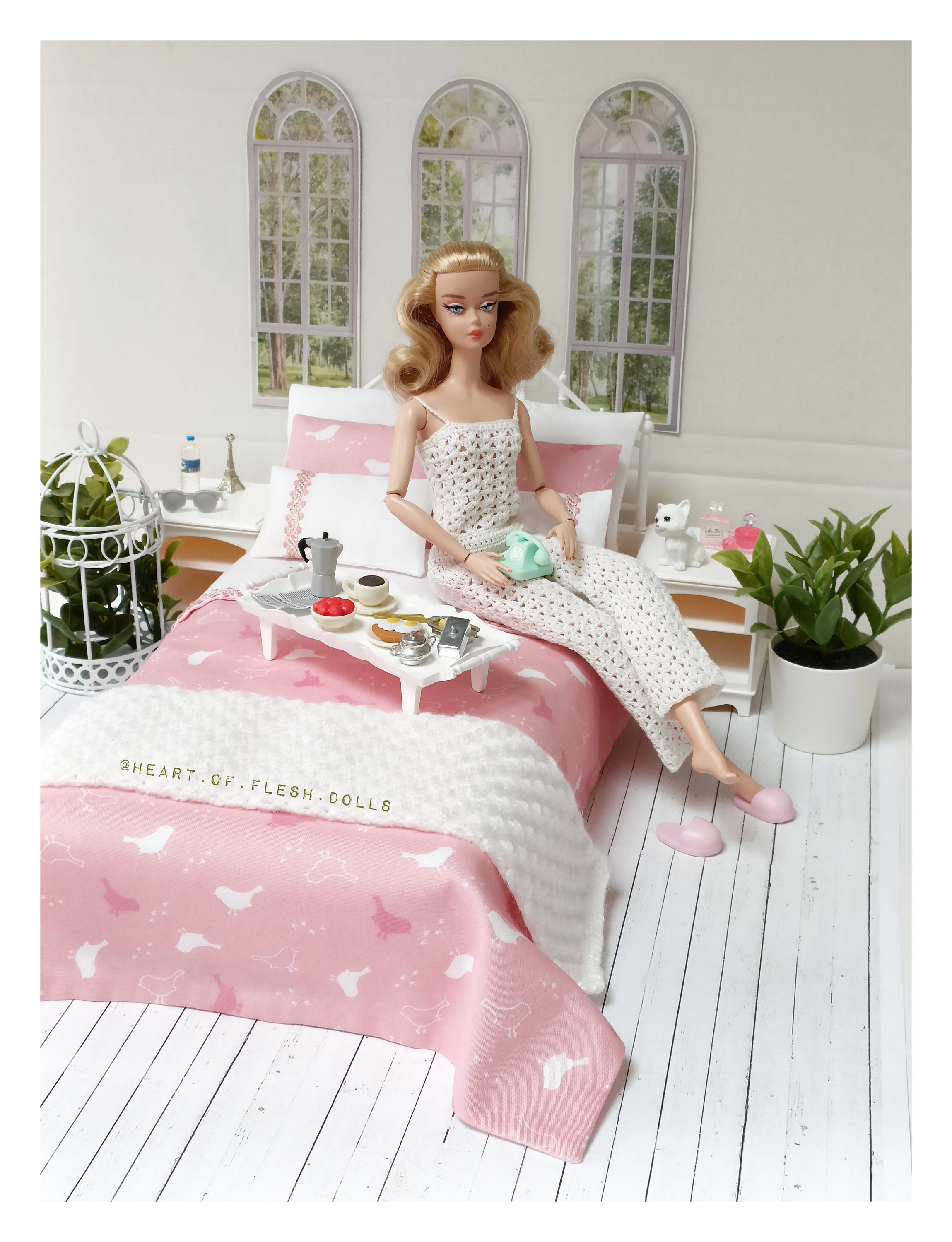 Living Pretty Barbie Mobilier Elégance Glamour Bed Lit de Rêve NEW