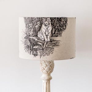 Handgemaakte lampenkap van tijgerkatoen: modern interieur