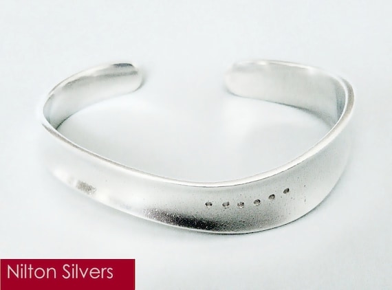 Contemporary solid silver & diamond torque bangle… - image 1