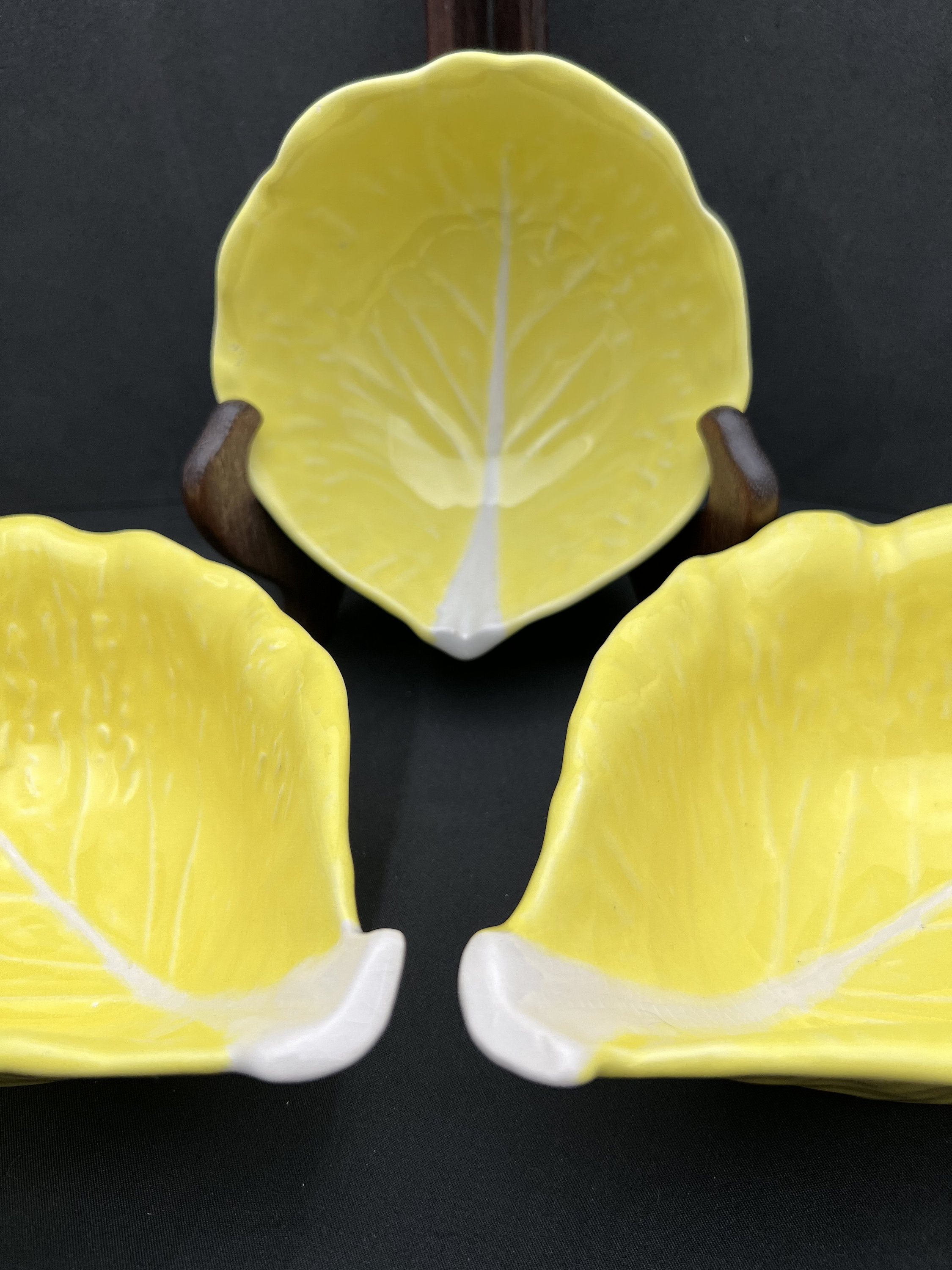 Selca Pattern Vintage Canary Yellow Cabbage Leaf Pattern Bowls set of 3 by Selca of ...