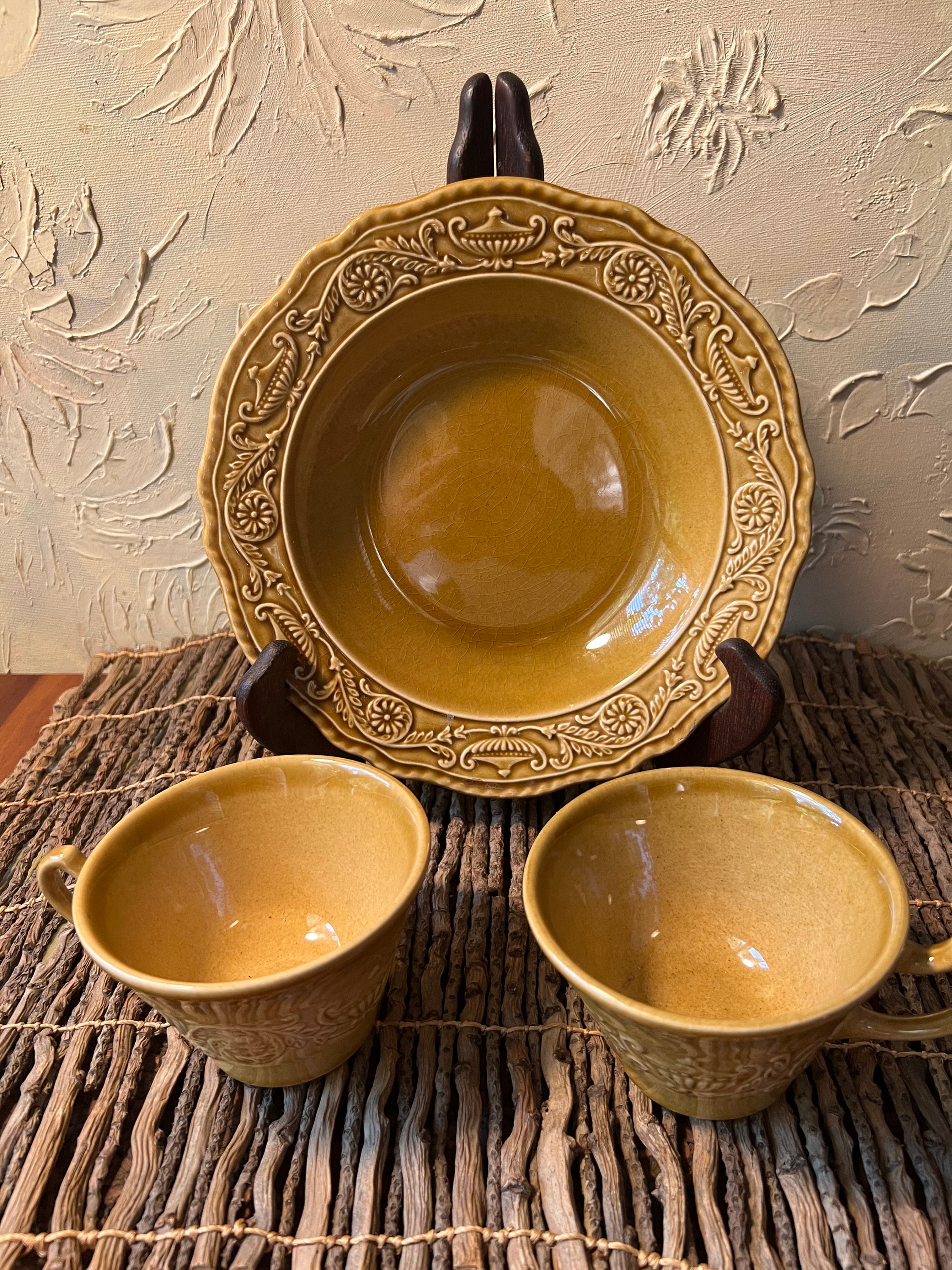 Gold Regency Ironstone - Canonsburg Pottery Co - 2 Cups and a Bowl
