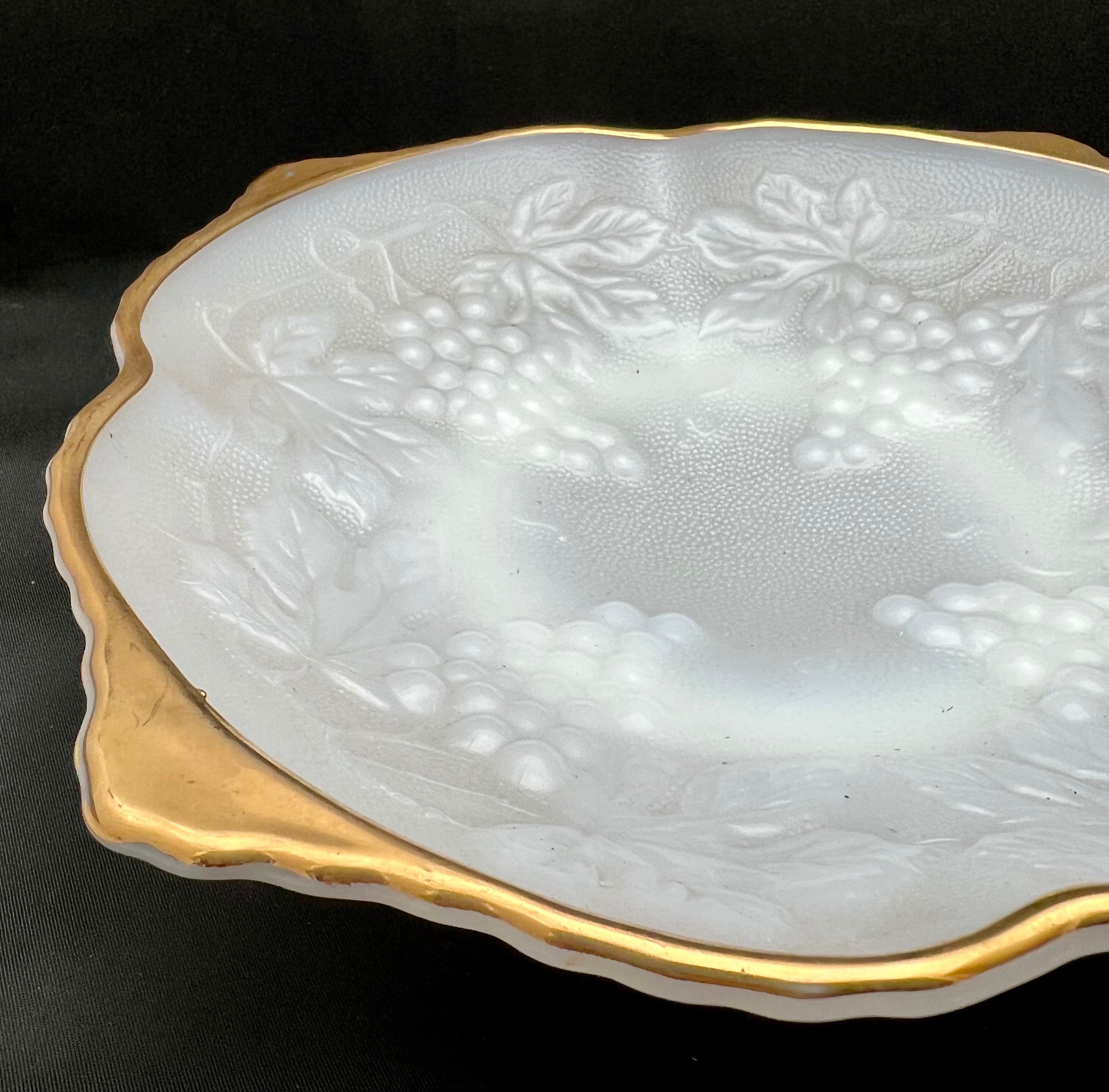 Anchor Hocking Serving Bowl White Milk Glass With Gold Trim Grapes and