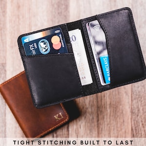 Billetera de cuero PERSONALIZADA, Billetera minimalista, Billetera doble de cuero, Billetera doble delgada de cuero angustiada, Regalo del Día del Padre, Tarjeta de crédito