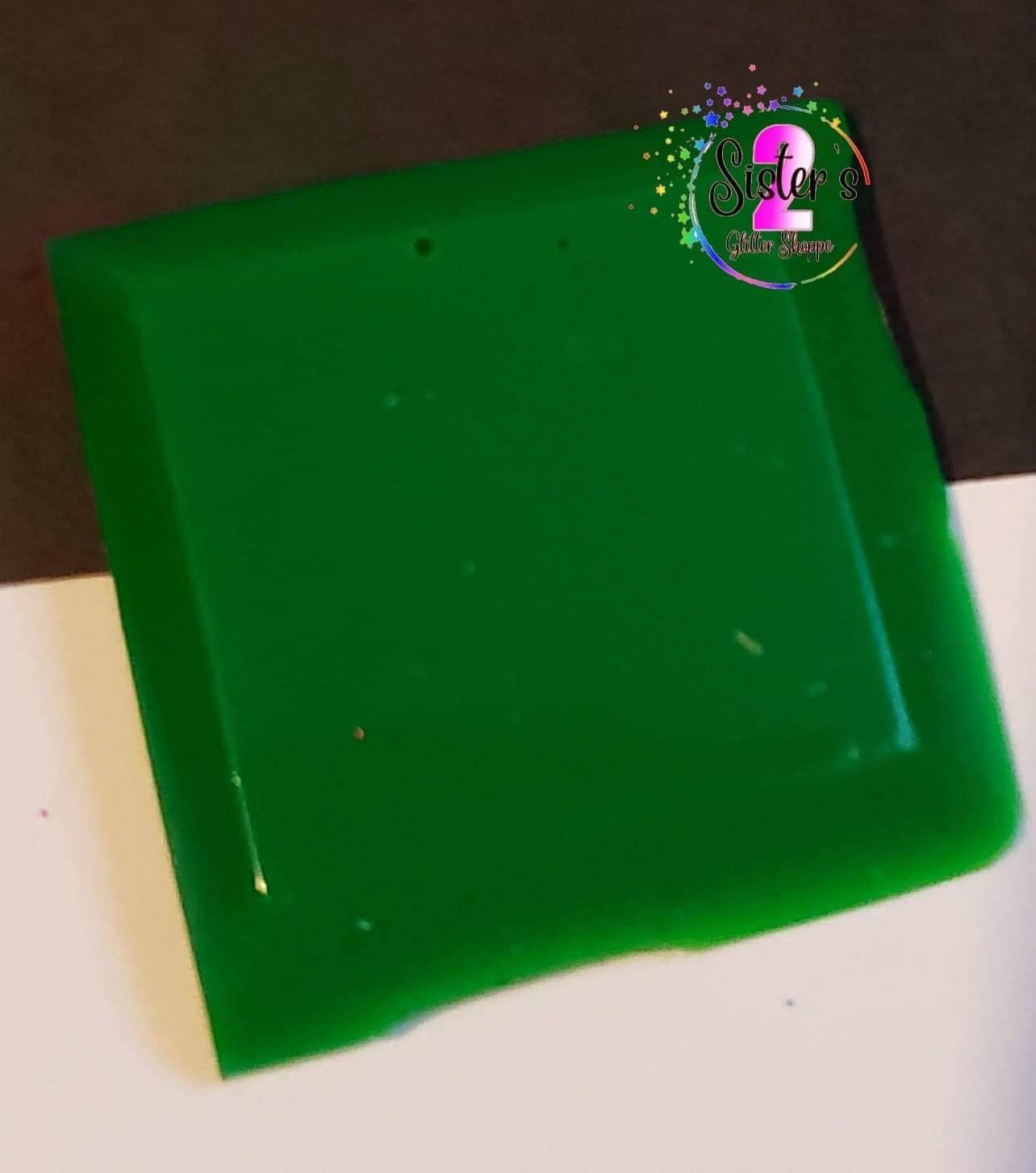 PERIDOT GREEN Mica Powder Pigment, Cosmetic Grade, Mica Powder For Resin,  Nail Art, Cosmetics, Soap Making, Painting and More