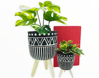 Tripod Planters - Wood Stand - 5 designs