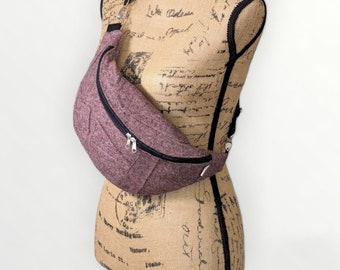 Large bum bag for women made of wine red tweed / hip bag made of recycled tweed jacket / upcycling belt bag sustainably in a wool look