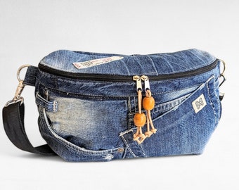 Belt bag made from upcycled jeans/Upcycled jeans bag for everyday use and travel/Jeans bum bag made from recycled jeans/Large bum bag jeans