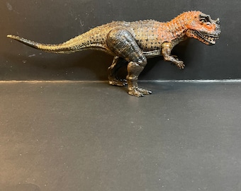 Repintado de Jurassic World Mattel Roarivore inspirado en la isla