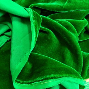 100% PURE MULBERRY SILK velvet fabric by the yard – Green silk velvet - Luxury Velvet for Dress, Skirt, High End Garment – Gift for women