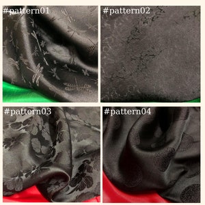 Puede incluir: Cuatro muestras de tela negra con diferentes patrones en relieve. Las muestras están etiquetadas como #pattern01, #pattern02, #pattern03 y #pattern04.