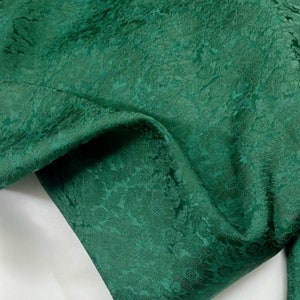 PURE MULBERRY SILK fabric by the yard - Chrysanthemum Pattern - Green silk - Handmade silk - Organic fiber - Sewing clothes - Dress making