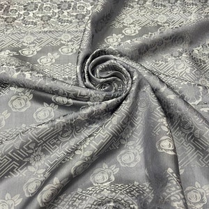 Tissu PURE MULBERRY SOIE par mètre - Soie florale grise - Tissu brocart - Soie faite main - Confection de robes - Cadeau pour femme - Soie pour coudre