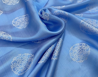 Tela de seda pura de morera cortada a medida - Seda con estampado floral - Seda hecha a mano - Tela de seda para prendas de vestir - Confección de vestidos - Seda azul - Regalo para ella
