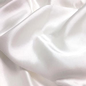 Tejido SATIN MULBERRY SILK cortado a medida Seda blanca Tejido hecho a mano Fibra orgánica Confección Tela de ropa de seda Coser ropa imagen 4