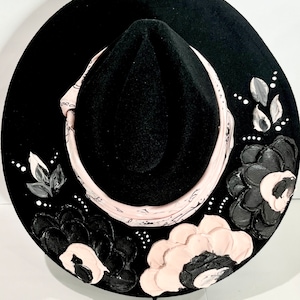 Pink bandana hand painted fedora, painted hat, hand painted wide brim, hand painted Panama hat, hand painted felt hat, 3d painted hat