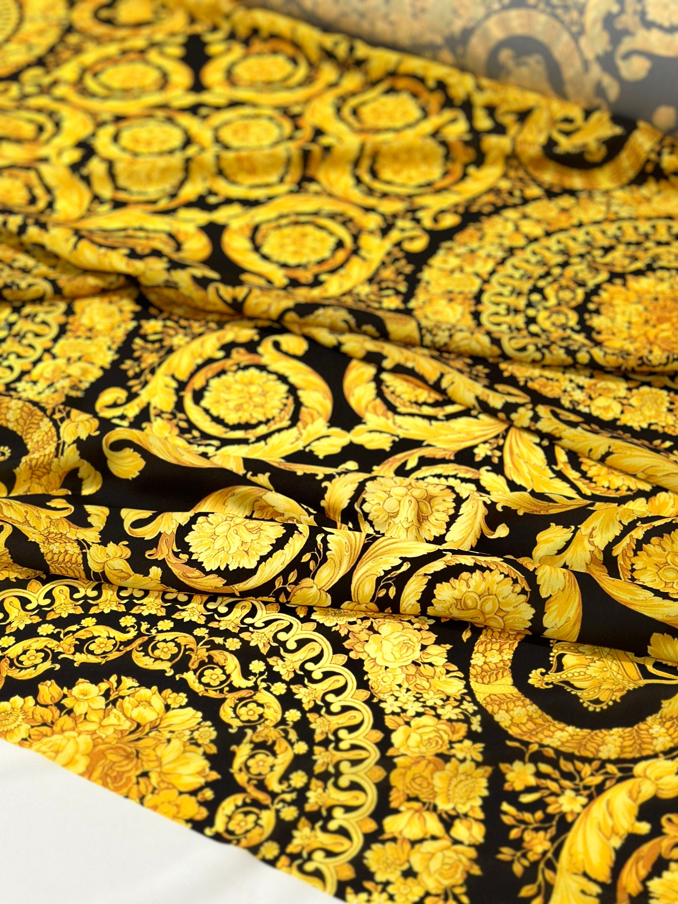 Digital Print Versace Velvet Upholstery Chair Stool Cushion Fabric - China  Textile and Furniture Fabric price